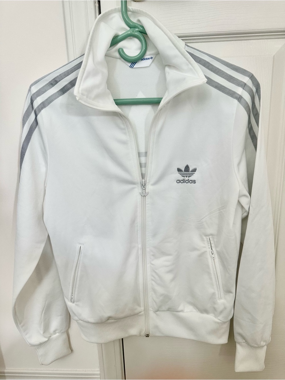 Adidas authentic women White Track Jacket with Grey 3-Stripes size M